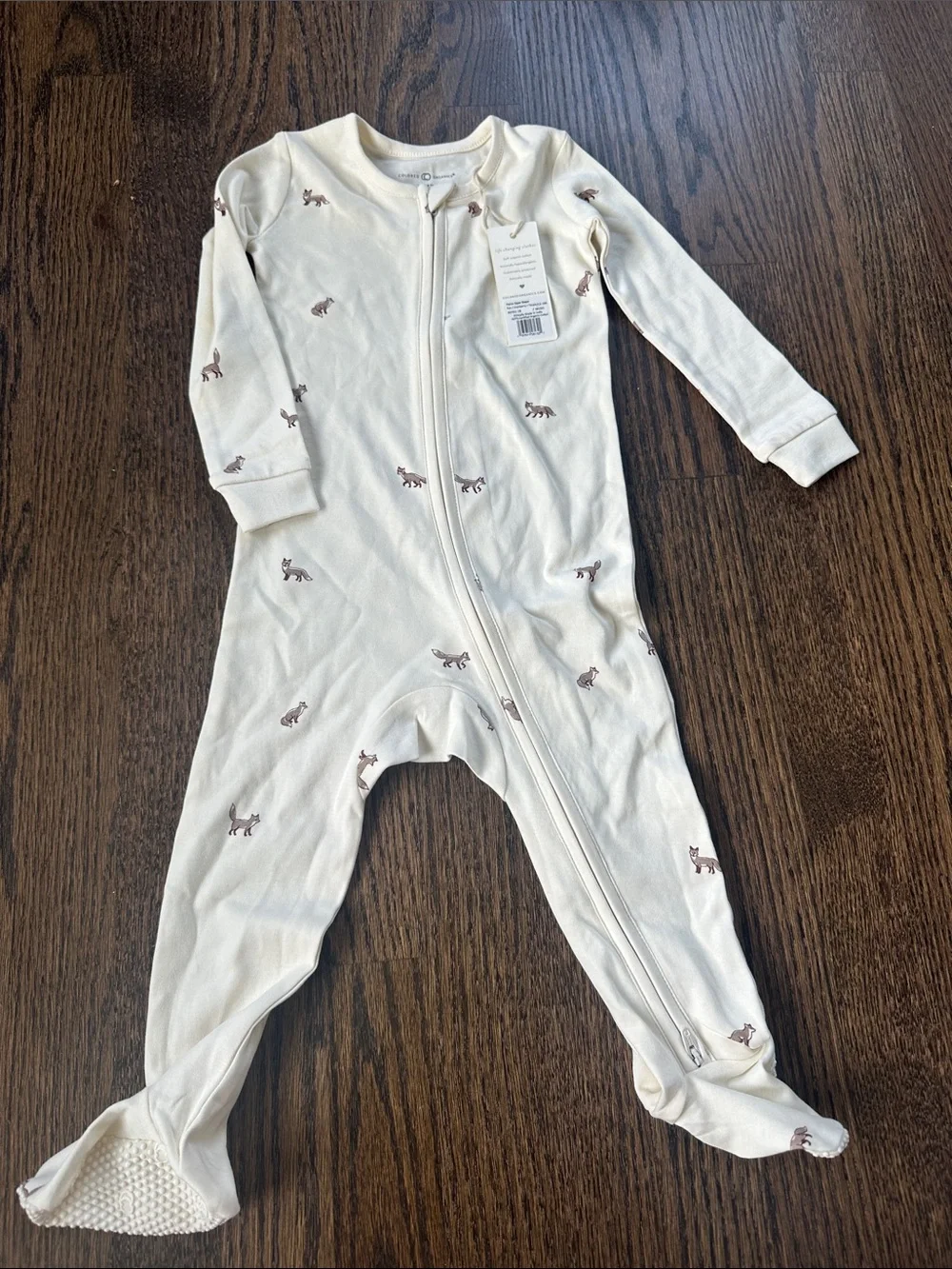 Colored Organics  Cream Fox Print Footed One-Piece Pajamas NWT 12-18 months